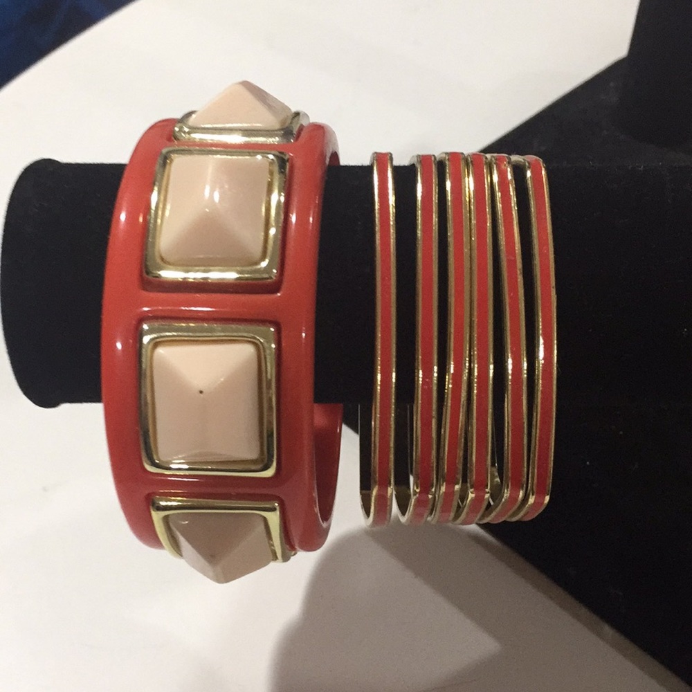 ❣️Price Firm❣️Orange acrylic bracelet & bangles.
